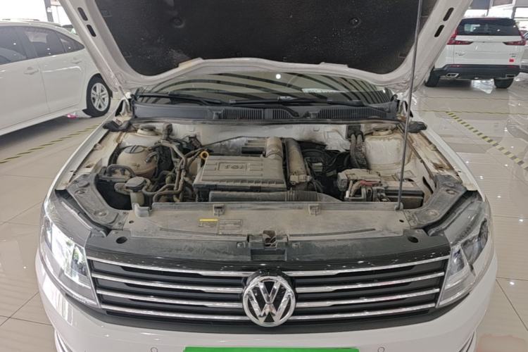 Used Volkswagen Gran Lavida 2017 180TSI DSG Comfort Edition Engine Bay