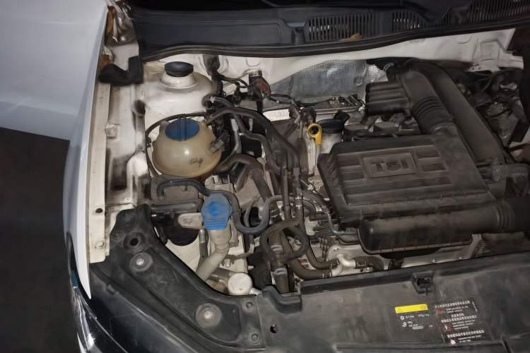 Used Volkswagen Gran Lavida 2017 180TSI DSG Comfort Edition Engine Bay Right