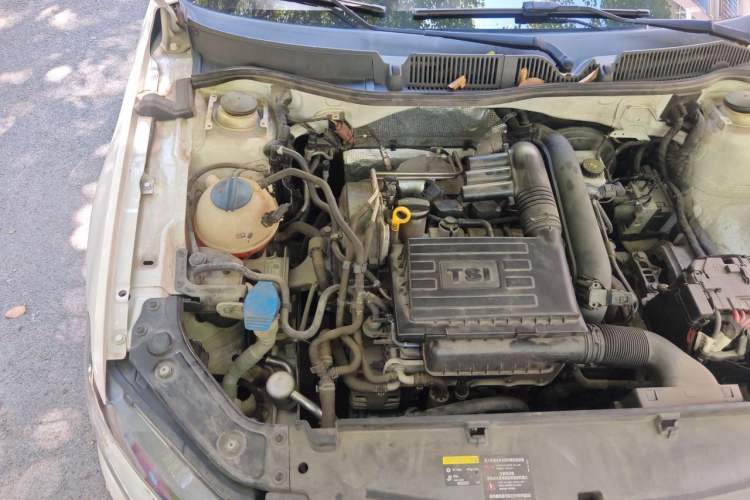 Used Volkswagen Gran Lavida 2017 230TSI DSG Comfort Edition Engine Bay Right
