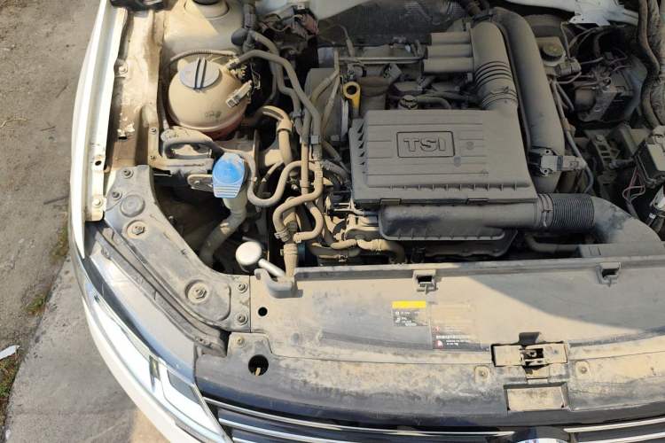 Used Volkswagen Gran Lavida 2017 180TSI DSG Comfort Edition Engine Bay Right