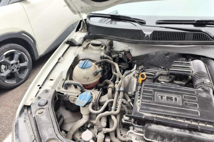 Used Volkswagen Gran Lavida 2017 230TSI DSG Comfort Edition Engine Bay Right