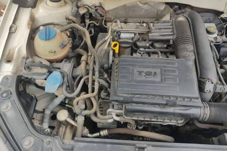 Used Volkswagen Gran Lavida 2017 180TSI DSG Comfort Edition Engine Bay Right
