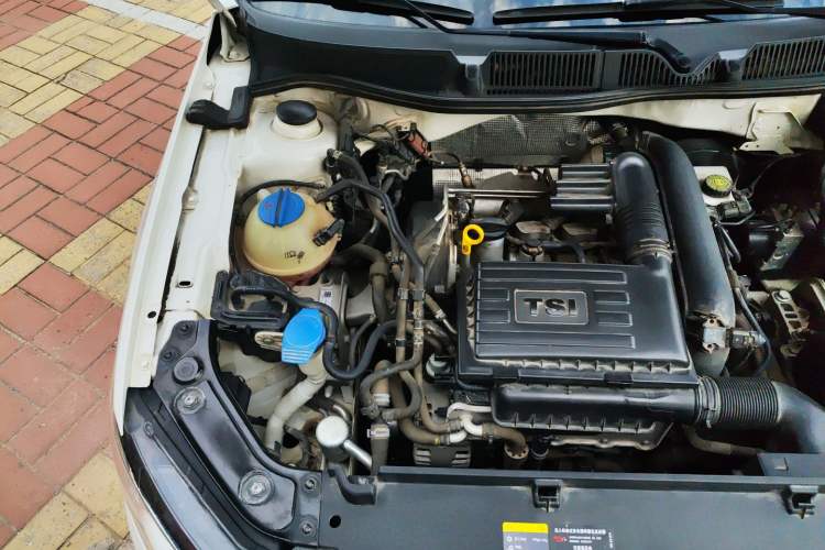 Used Volkswagen Gran Lavida 2017 180TSI DSG Comfort Edition Engine Bay Right