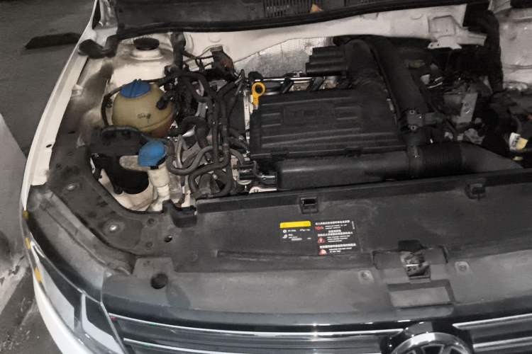 Used Volkswagen Gran Lavida 2017 180TSI DSG Comfort Edition Engine Bay Right