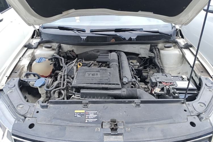 Used Volkswagen Gran Lavida 2017 180TSI DSG Comfort Edition Engine Bay