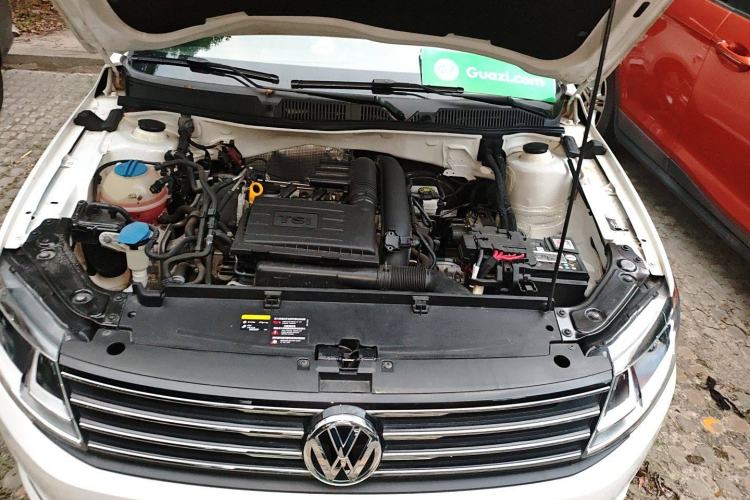 Used Volkswagen Gran Lavida 2017 180TSI DSG Comfort Edition Engine Bay