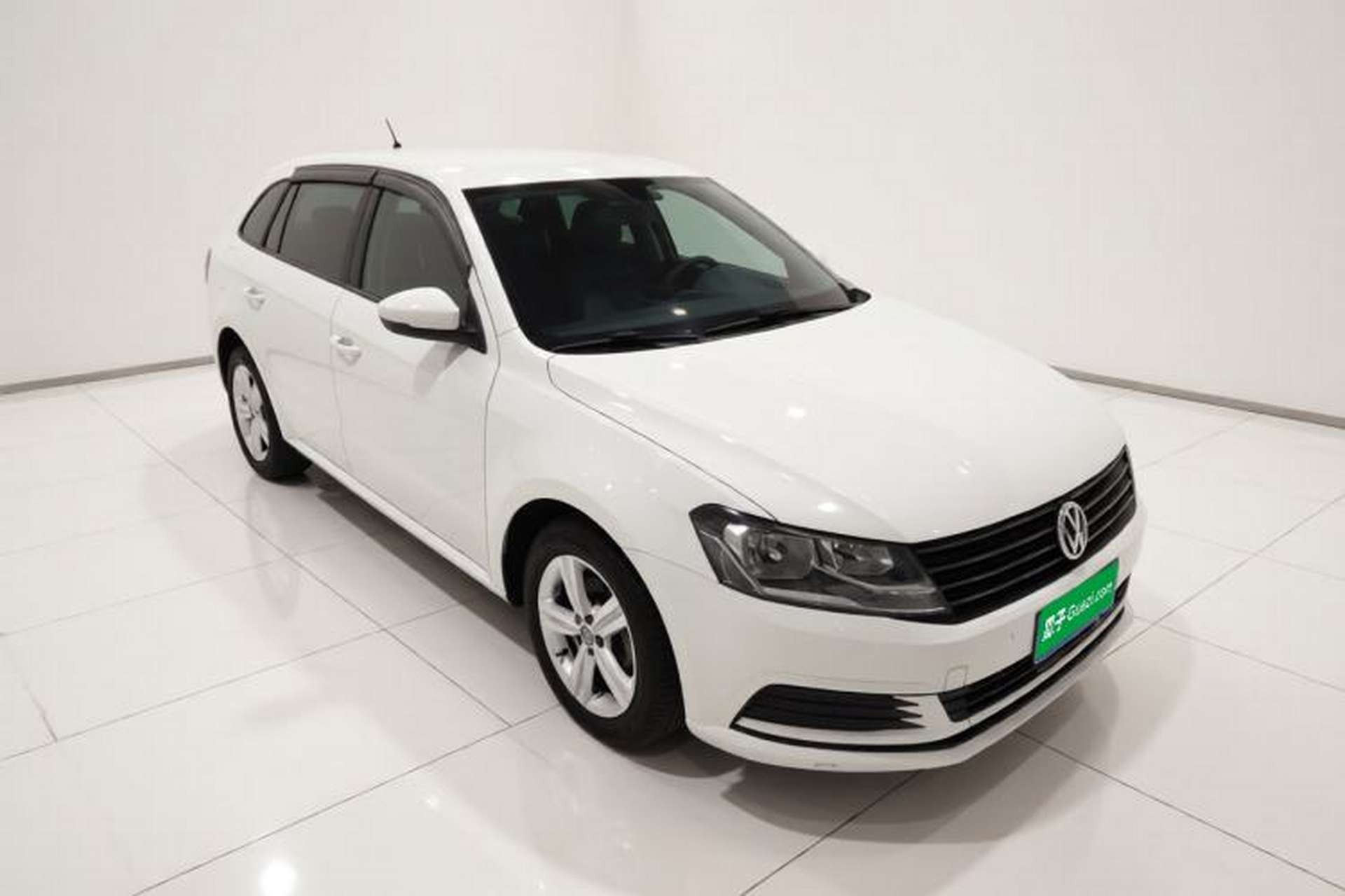Used Volkswagen Gran Lavida 2017 1.6L Automatic Fashion Edition Exterior 1