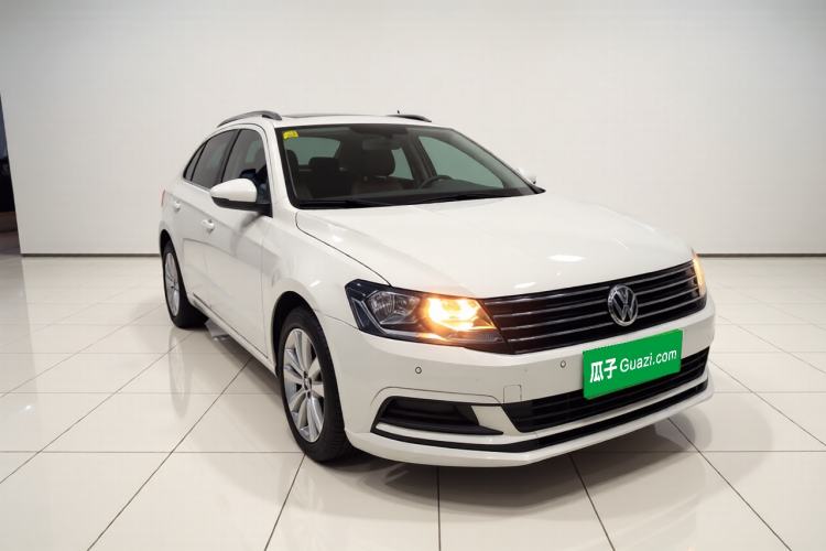 Used Volkswagen Gran Lavida 2017 180TSI DSG Comfort Edition Exterior 2