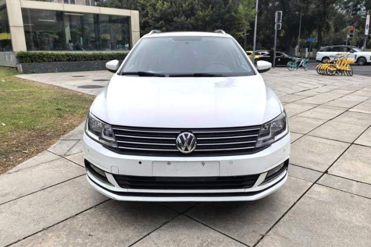 Used Volkswagen Gran Lavida 2017 230TSI DSG Comfort Edition Exterior 2