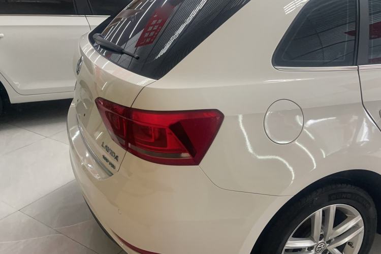 Used Volkswagen Gran Lavida 2017 180TSI DSG Comfort Edition Exterior 3