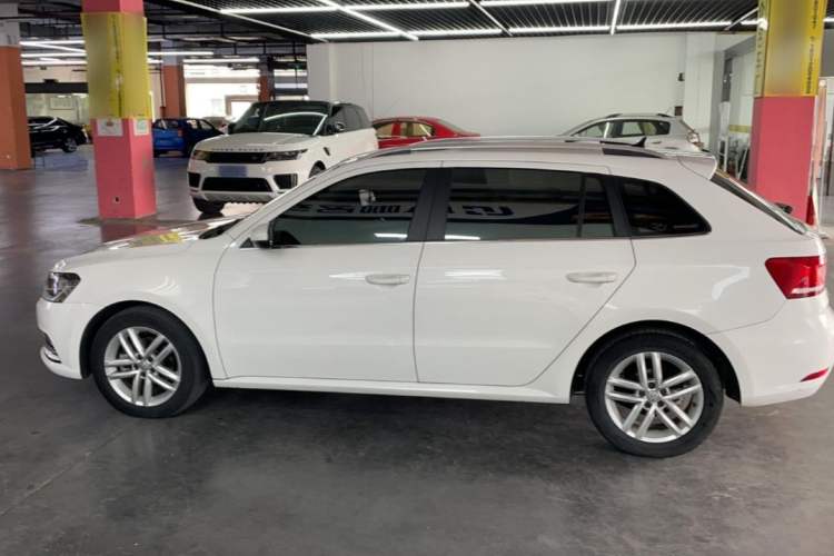 Used Volkswagen Gran Lavida 2017 180TSI DSG Comfort Edition Exterior 3