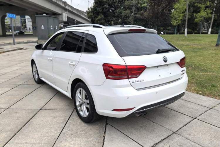 Used Volkswagen Gran Lavida 2017 230TSI DSG Comfort Edition Exterior 3