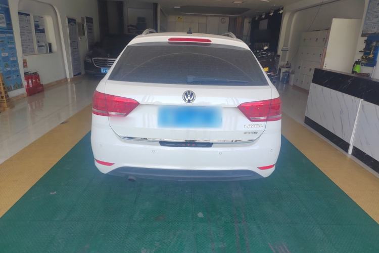 Used Volkswagen Gran Lavida 2017 180TSI DSG Comfort Edition Exterior 4