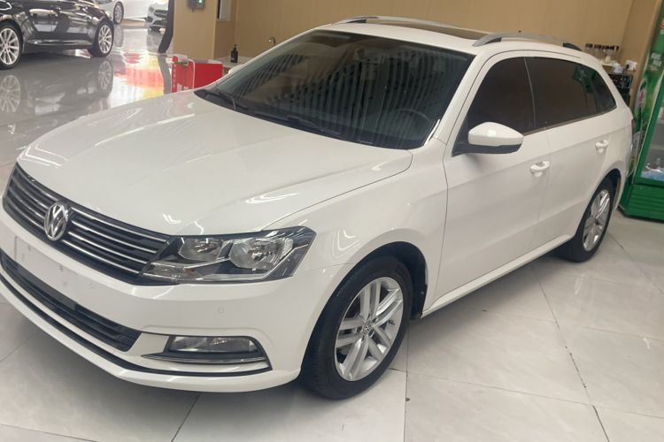 Used Volkswagen Gran Lavida 2017 180TSI DSG Comfort Edition Exterior 5