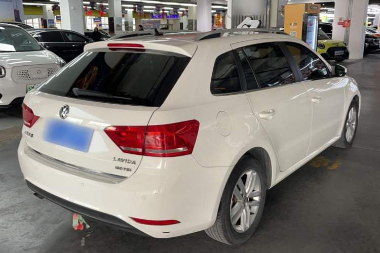 Used Volkswagen Gran Lavida 2017 180TSI DSG Comfort Edition Exterior 5