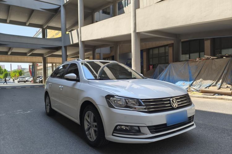 Used Volkswagen Gran Lavida 2017 1.6L Automatic Comfort Edition Exterior 6