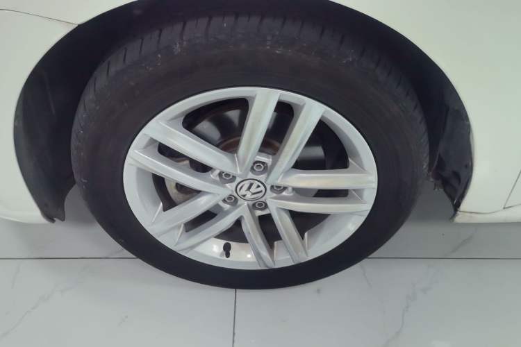 Used Volkswagen Gran Lavida 2017 180TSI DSG Comfort Edition Exterior 7