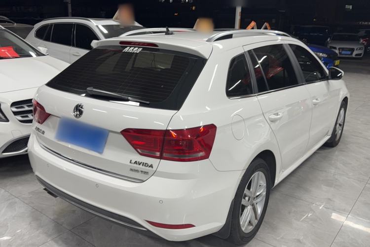 Used Volkswagen Gran Lavida 2017 230TSI DSG Comfort Edition Exterior 8