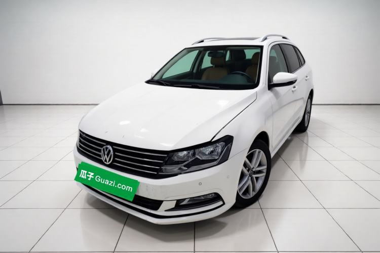 Used Volkswagen Gran Lavida 2017 180TSI DSG Comfort Edition Guazi used car, China used car export, Used car for sale, Used  cars, Cheapest cars for sale