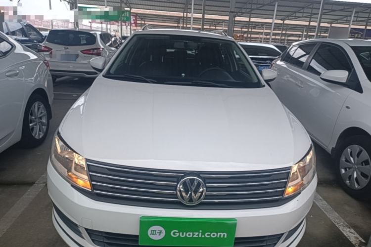 Used Volkswagen Gran Lavida 2017 1.6L Automatic Fashion Edition Front