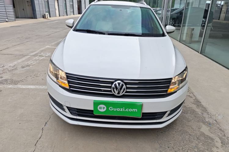 Used Volkswagen Gran Lavida 2017 1.6L Automatic Fashion Edition Front