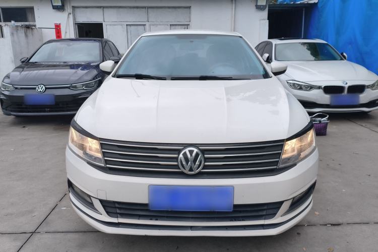 Used Volkswagen Gran Lavida 2017 1.6L Automatic Fashion Edition Front