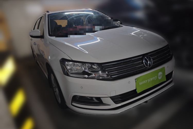 Used Volkswagen Gran Lavida 2017 1.6L Automatic Comfort Edition Front Right 45 Deg