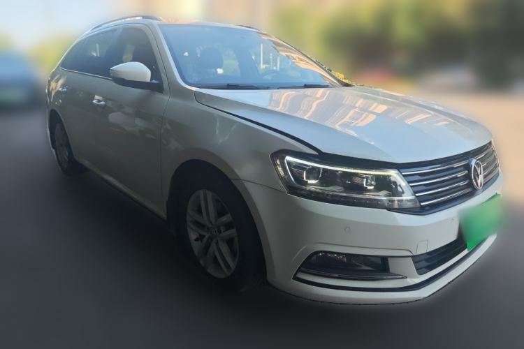Used Volkswagen Gran Lavida 2017 180TSI DSG Comfort Edition Front Right 45 Deg