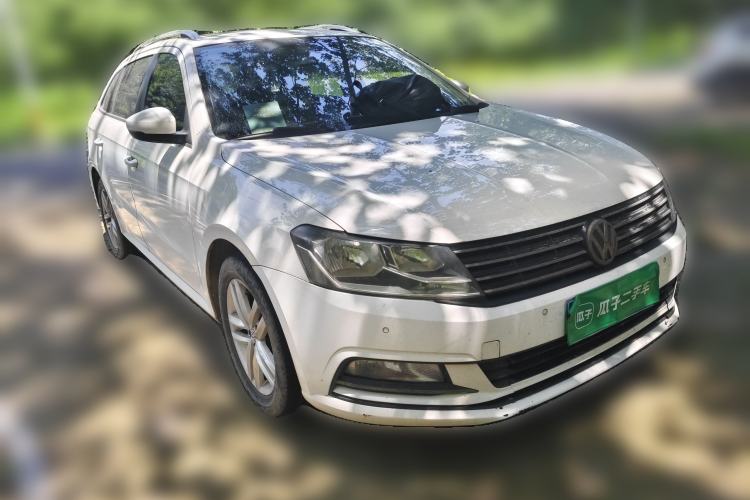 Used Volkswagen Gran Lavida 2017 180TSI DSG Comfort Edition Front Right 45 Deg