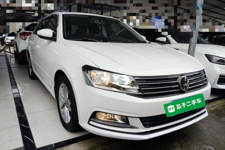 Used Volkswagen Gran Lavida 2017 230TSI DSG Comfort Edition Front Right 45 Deg