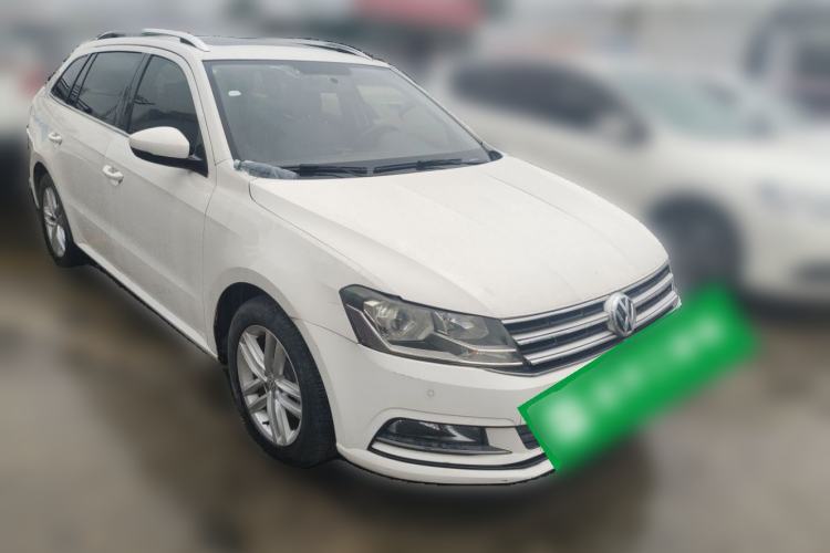 Used Volkswagen Gran Lavida 2017 180TSI DSG Comfort Edition Front Right 45 Deg