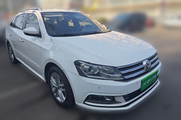 Used Volkswagen Gran Lavida 2017 180TSI DSG Comfort Edition Front Right 45 Deg