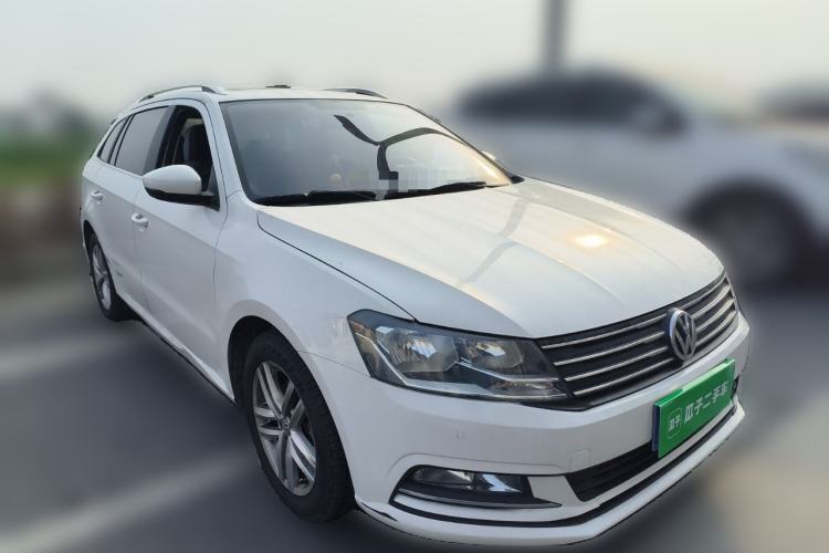 Used Volkswagen Gran Lavida 2017 230TSI DSG Comfort Edition Front Right 45 Deg
