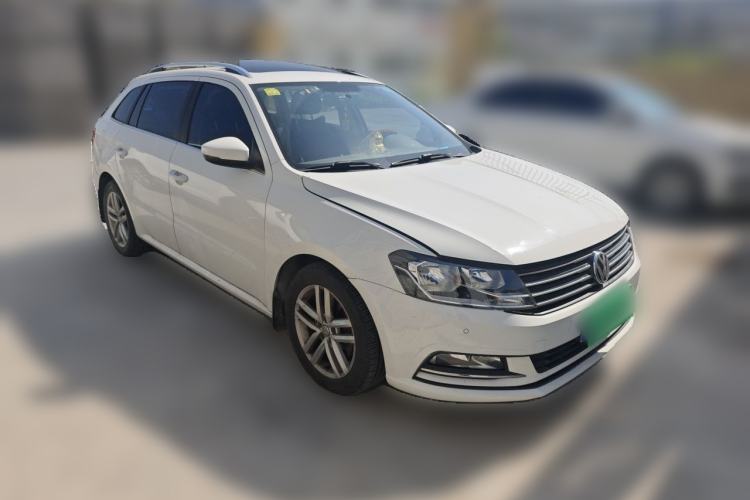 Used Volkswagen Gran Lavida 2017 230TSI DSG Comfort Edition Front Right 45 Deg