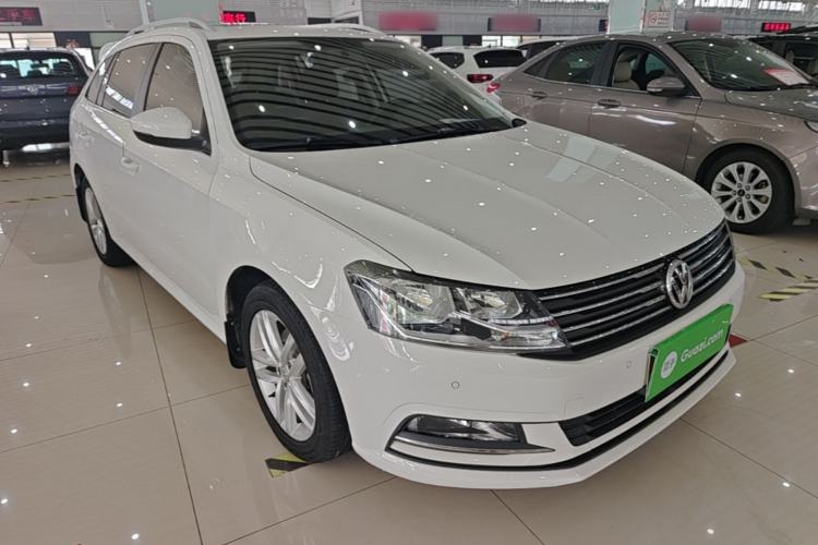 Used Volkswagen Gran Lavida 2017 180TSI DSG Comfort Edition Front Right 45 Deg