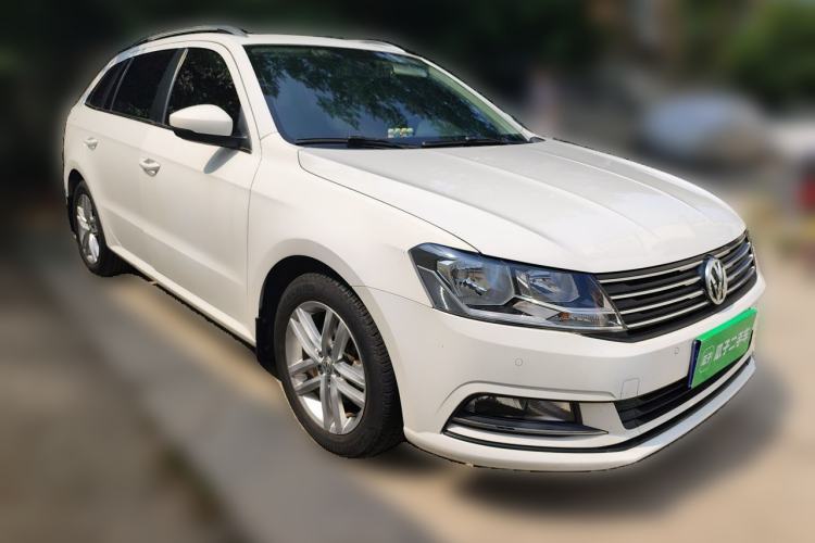 Used Volkswagen Gran Lavida 2017 180TSI DSG Comfort Edition Front Right 45 Deg