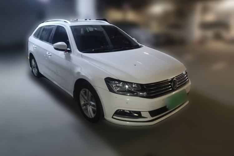 Used Volkswagen Gran Lavida 2017 180TSI DSG Comfort Edition Front Right 45 Deg