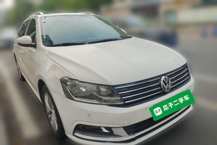 Used Volkswagen Gran Lavida 2017 180TSI DSG Comfort Edition Front Right 45 Deg