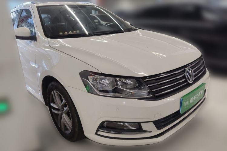 Used Volkswagen Gran Lavida 2017 230TSI DSG Comfort Edition Front Right 45 Deg