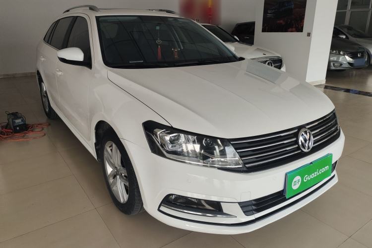 Used Volkswagen Gran Lavida 2017 230TSI DSG Comfort Edition Front Right 45 Deg