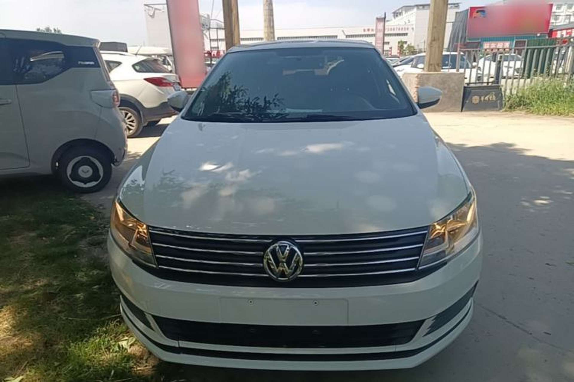 Used Volkswagen Gran Lavida 2017 1.6L Automatic Fashion Edition Front
