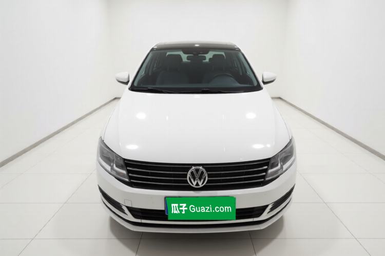Used Volkswagen Gran Lavida 2017 1.6L Automatic Fashion Edition Front