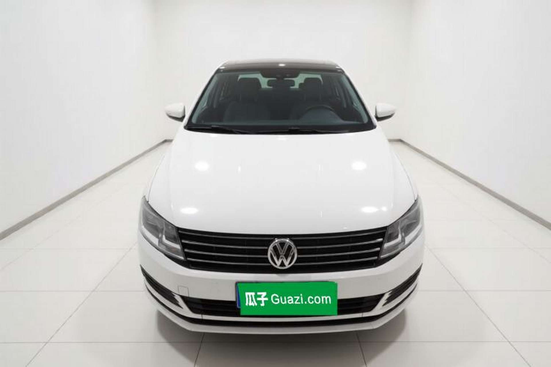 Used Volkswagen Gran Lavida 2017 1.6L Automatic Fashion Edition Front
