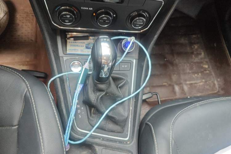 Used Volkswagen Gran Lavida 2017 180TSI DSG Comfort Edition Gear Lever