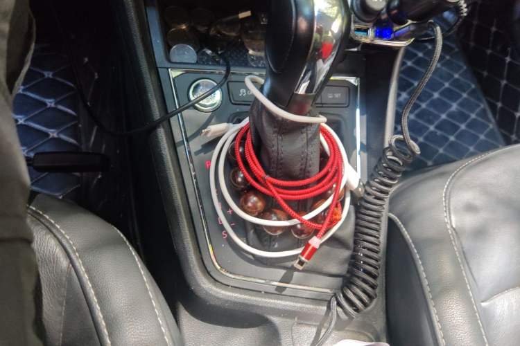 Used Volkswagen Gran Lavida 2017 230TSI DSG Comfort Edition Gear Lever