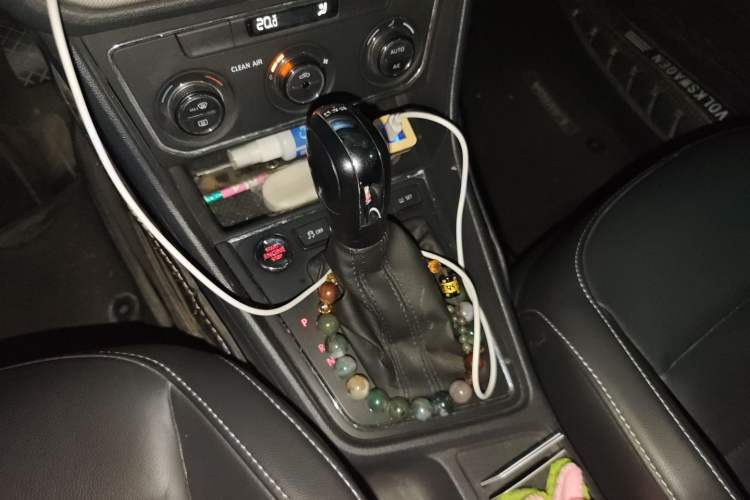 Used Volkswagen Gran Lavida 2017 180TSI DSG Comfort Edition Gear Lever