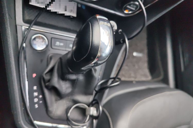Used Volkswagen Gran Lavida 2017 180TSI DSG Comfort Edition Gear Lever