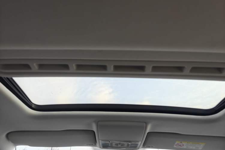 Used Volkswagen Gran Lavida 2017 180TSI DSG Comfort Edition Headliner