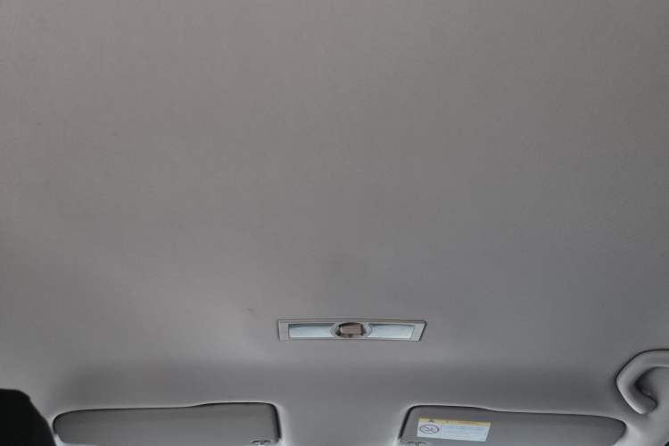 Used Volkswagen Gran Lavida 2017 1.6L Automatic Fashion Edition Headliner