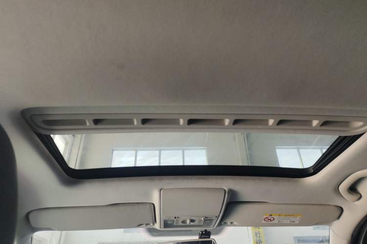 Used Volkswagen Gran Lavida 2017 180TSI DSG Comfort Edition Headliner